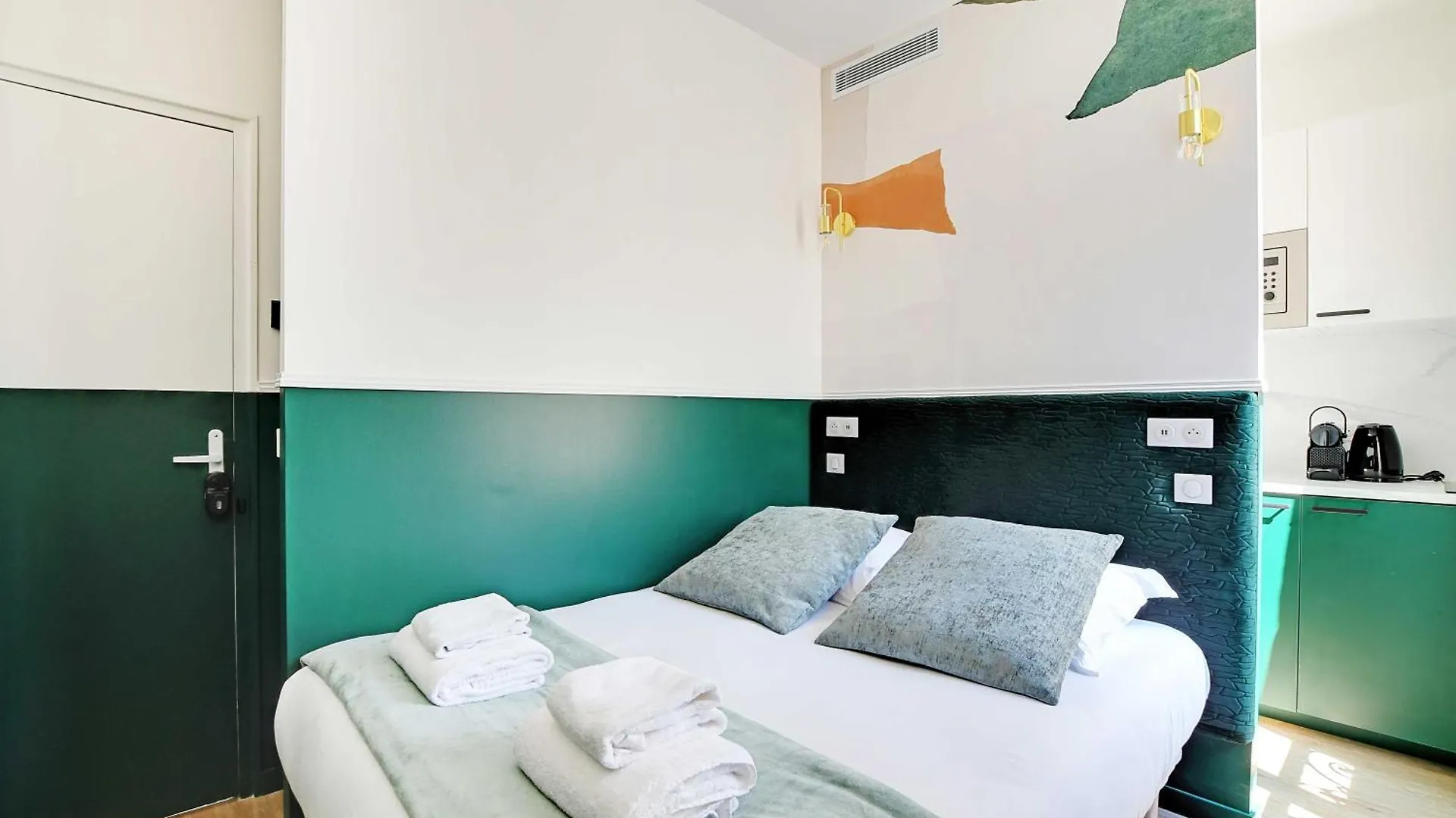 Cosy Cocoon For 2p With A-c - Near Montmartre