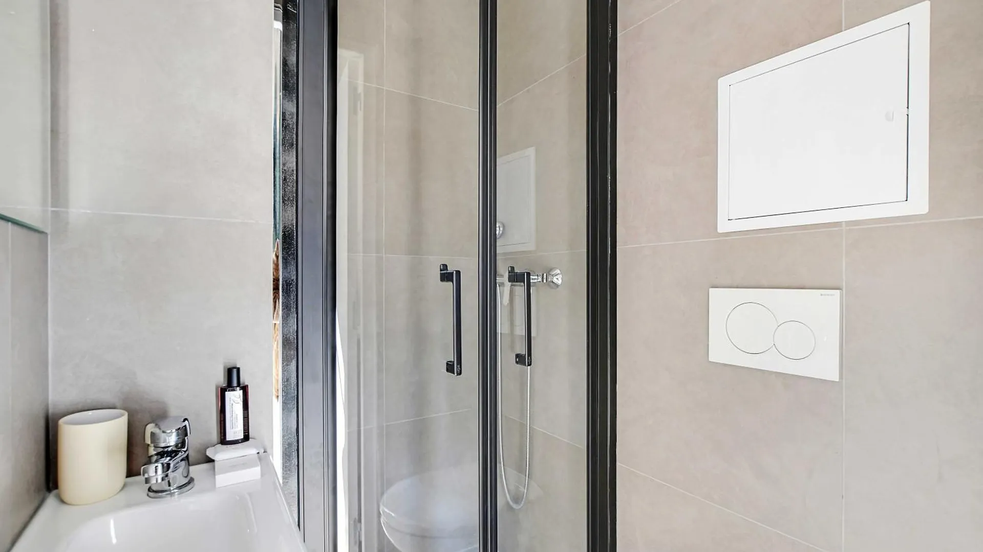Apartment Cosy Cocoon For 2p With A-c - Near Montmartre